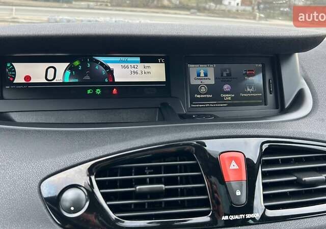 Белый Рено Гранд Сценик, объемом двигателя 1.6 л и пробегом 166 тыс. км за 8350 $, фото 5 на Automoto.ua