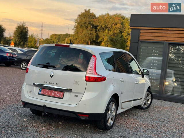 Білий Рено Гранд Сценік, об'ємом двигуна 1.6 л та пробігом 245 тис. км за 8390 $, фото 26 на Automoto.ua