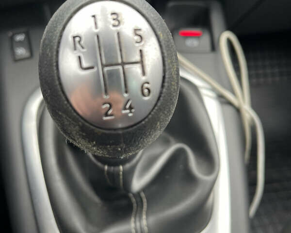 Белый Рено Гранд Сценик, объемом двигателя 1.6 л и пробегом 220 тыс. км за 9350 $, фото 28 на Automoto.ua