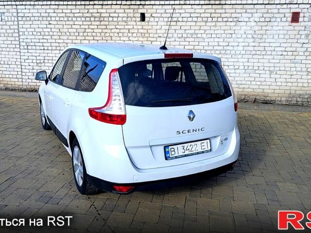 Белый Рено Гранд Сценик, объемом двигателя 1.5 л и пробегом 0 тыс. км за 7700 $, фото 1 на Automoto.ua
