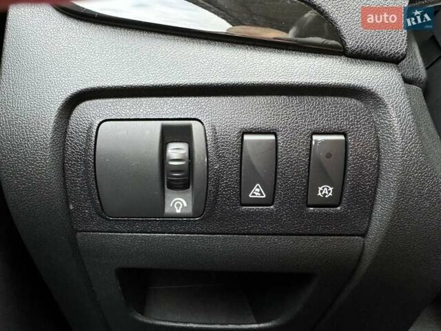 Белый Рено Гранд Сценик, объемом двигателя 1.5 л и пробегом 205 тыс. км за 10950 $, фото 32 на Automoto.ua