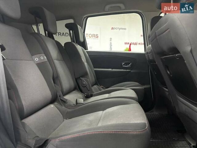 Білий Рено Гранд Сценік, об'ємом двигуна 1.46 л та пробігом 291 тис. км за 7790 $, фото 34 на Automoto.ua