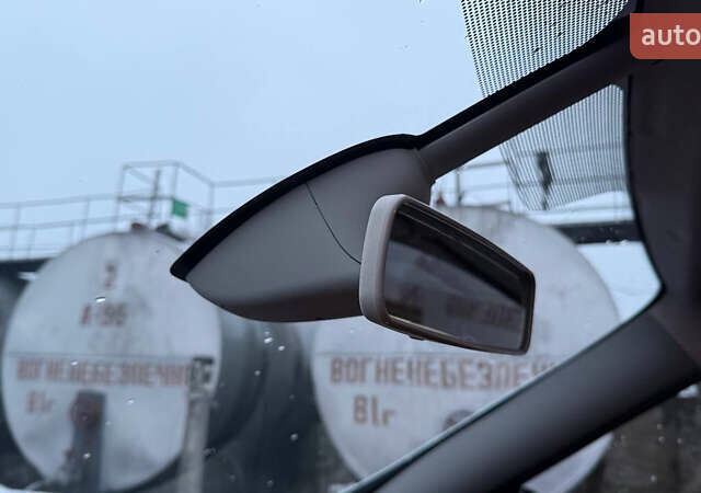 Белый Рено Гранд Сценик, объемом двигателя 1.6 л и пробегом 182 тыс. км за 9000 $, фото 17 на Automoto.ua