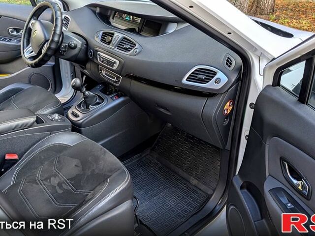 Белый Рено Гранд Сценик, объемом двигателя 1.5 л и пробегом 0 тыс. км за 7700 $, фото 8 на Automoto.ua