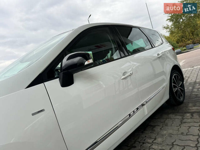 Белый Рено Гранд Сценик, объемом двигателя 1.6 л и пробегом 207 тыс. км за 9450 $, фото 30 на Automoto.ua