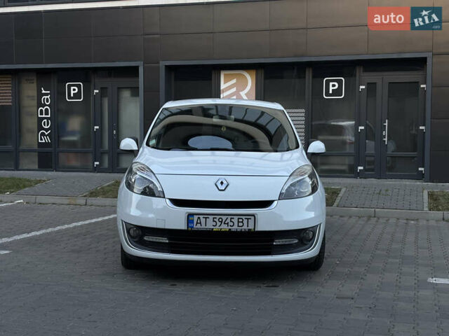 Белый Рено Гранд Сценик, объемом двигателя 1.5 л и пробегом 201 тыс. км за 8499 $, фото 3 на Automoto.ua