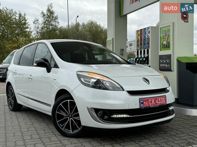 Белый Рено Гранд Сценик, объемом двигателя 1.6 л и пробегом 207 тыс. км за 9450 $, фото 1 на Automoto.ua