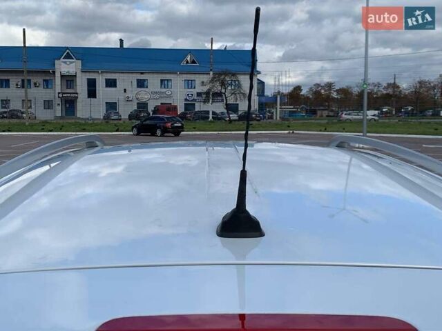 Білий Рено Гранд Сценік, об'ємом двигуна 1.6 л та пробігом 250 тис. км за 8800 $, фото 20 на Automoto.ua