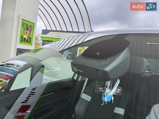 Белый Рено Гранд Сценик, объемом двигателя 1.6 л и пробегом 207 тыс. км за 9450 $, фото 54 на Automoto.ua