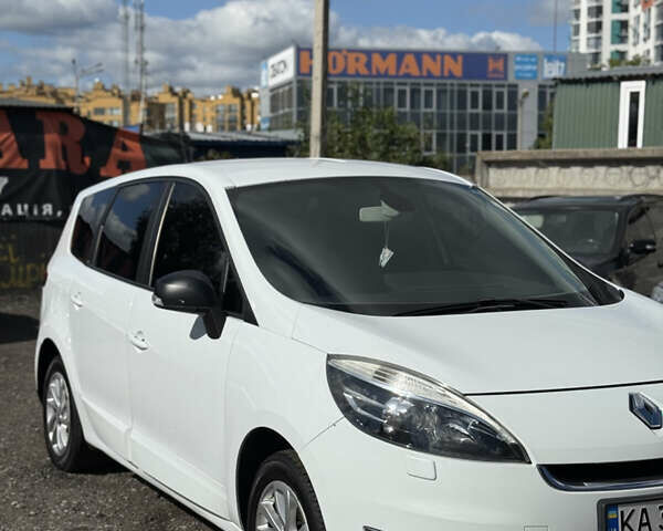 Білий Рено Гранд Сценік, об'ємом двигуна 1.6 л та пробігом 293 тис. км за 8400 $, фото 15 на Automoto.ua