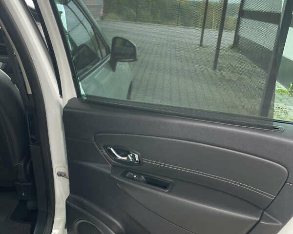 Білий Рено Гранд Сценік, об'ємом двигуна 1.5 л та пробігом 206 тис. км за 9700 $, фото 21 на Automoto.ua