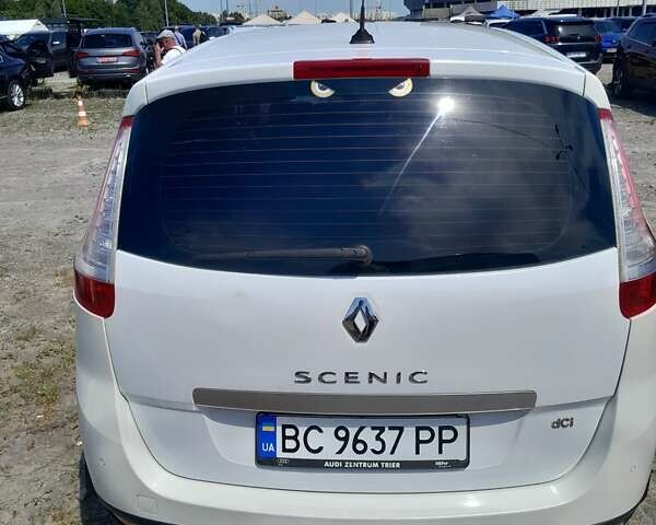 Білий Рено Гранд Сценік, об'ємом двигуна 1.6 л та пробігом 348 тис. км за 6900 $, фото 6 на Automoto.ua