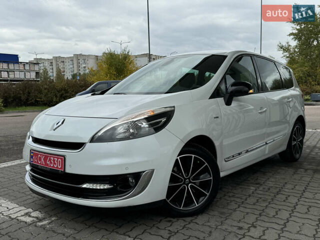 Белый Рено Гранд Сценик, объемом двигателя 1.6 л и пробегом 207 тыс. км за 9450 $, фото 25 на Automoto.ua