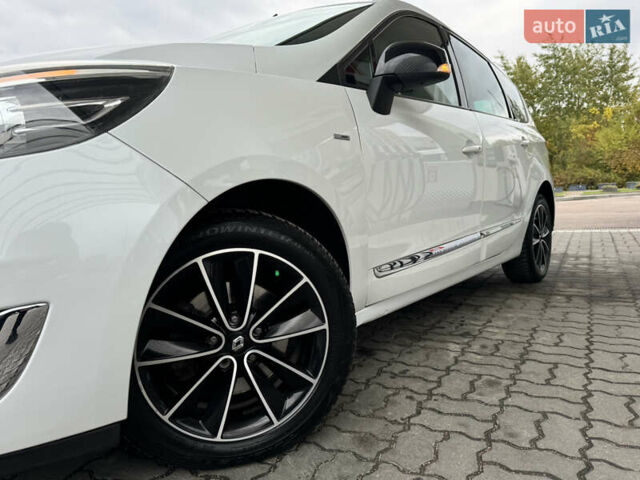 Белый Рено Гранд Сценик, объемом двигателя 1.6 л и пробегом 207 тыс. км за 9450 $, фото 27 на Automoto.ua