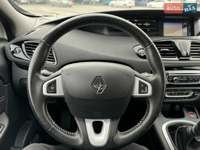 Белый Рено Гранд Сценик, объемом двигателя 1.5 л и пробегом 205 тыс. км за 10950 $, фото 33 на Automoto.ua
