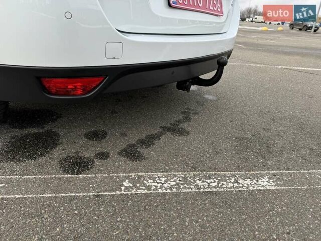 Белый Рено Гранд Сценик, объемом двигателя 1.5 л и пробегом 205 тыс. км за 10950 $, фото 20 на Automoto.ua