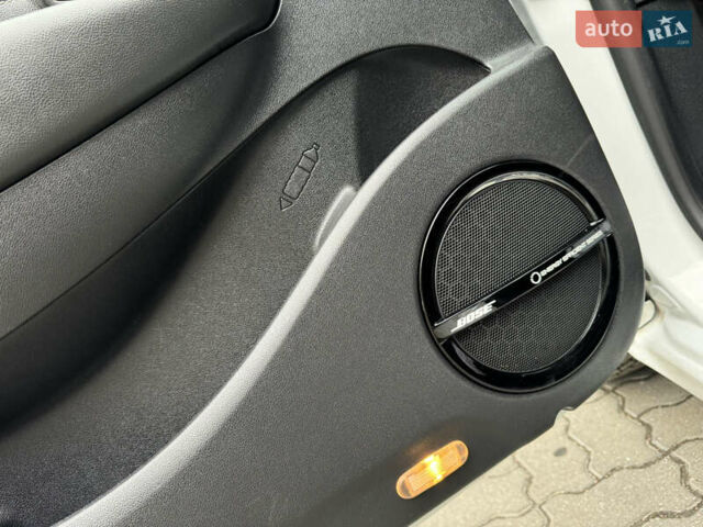 Белый Рено Гранд Сценик, объемом двигателя 1.6 л и пробегом 207 тыс. км за 9450 $, фото 57 на Automoto.ua