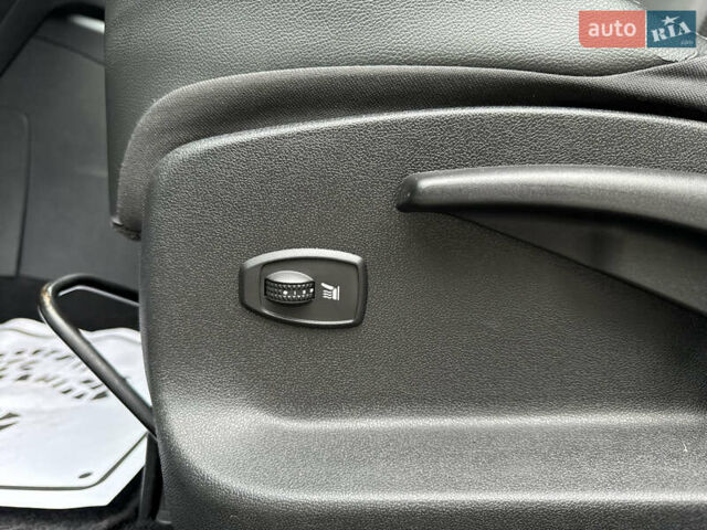 Белый Рено Гранд Сценик, объемом двигателя 1.6 л и пробегом 207 тыс. км за 9450 $, фото 66 на Automoto.ua