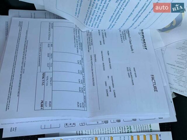 Білий Рено Гранд Сценік, об'ємом двигуна 1.6 л та пробігом 250 тис. км за 8800 $, фото 49 на Automoto.ua