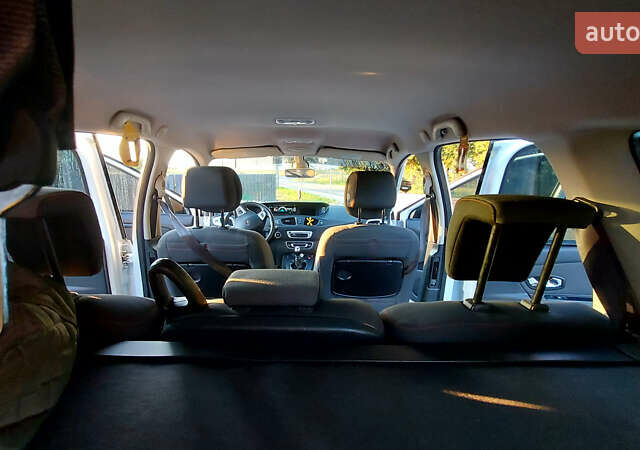 Белый Рено Гранд Сценик, объемом двигателя 1.5 л и пробегом 240 тыс. км за 8499 $, фото 15 на Automoto.ua