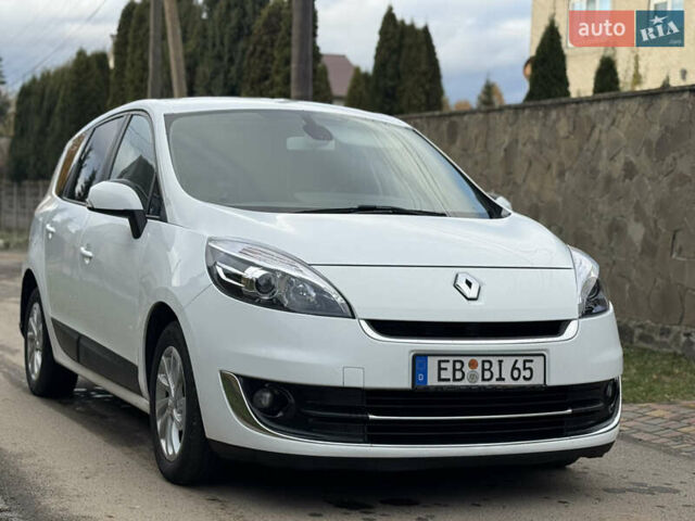 Білий Рено Гранд Сценік, об'ємом двигуна 1.5 л та пробігом 236 тис. км за 7800 $, фото 12 на Automoto.ua