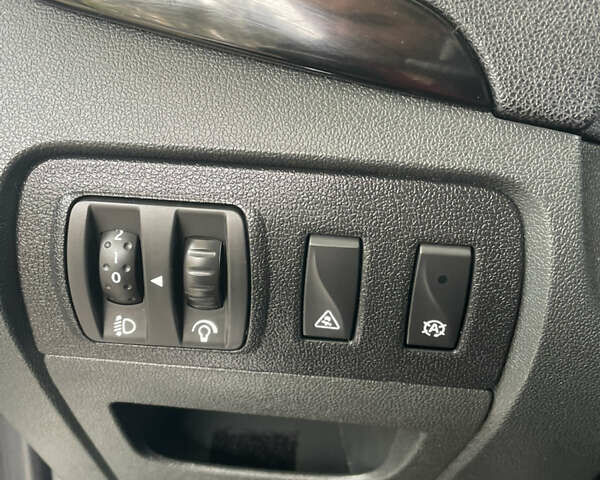 Білий Рено Гранд Сценік, об'ємом двигуна 1.5 л та пробігом 206 тис. км за 9700 $, фото 28 на Automoto.ua