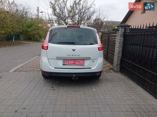 Білий Рено Гранд Сценік, об'ємом двигуна 1.5 л та пробігом 242 тис. км за 8250 $, фото 7 на Automoto.ua
