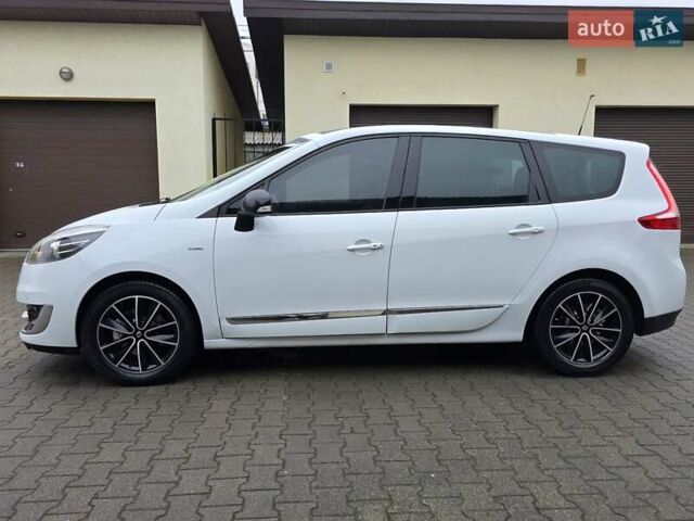 Белый Рено Гранд Сценик, объемом двигателя 1.6 л и пробегом 228 тыс. км за 8777 $, фото 8 на Automoto.ua