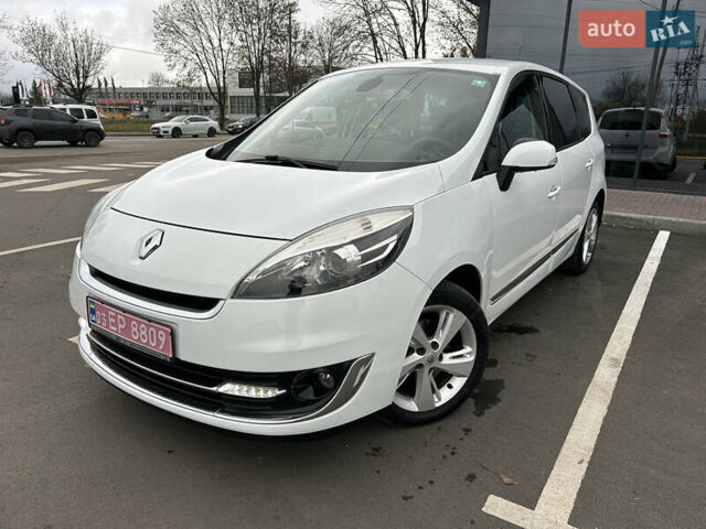 Белый Рено Гранд Сценик, объемом двигателя 1.5 л и пробегом 241 тыс. км за 9500 $, фото 97 на Automoto.ua