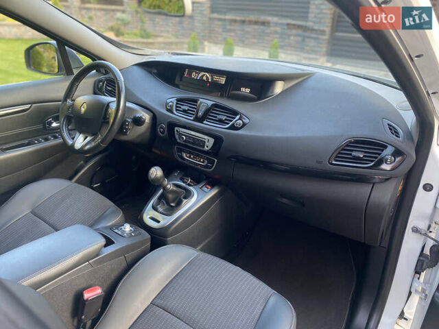 Рено Гранд Сценик 2013 в Ровно на Automoto.ua Белый Рено Гранд Сценик, объемом двигателя 1.5 л и пробегом 269 тыс. км за 9400 $, фото 28 на Automoto.ua