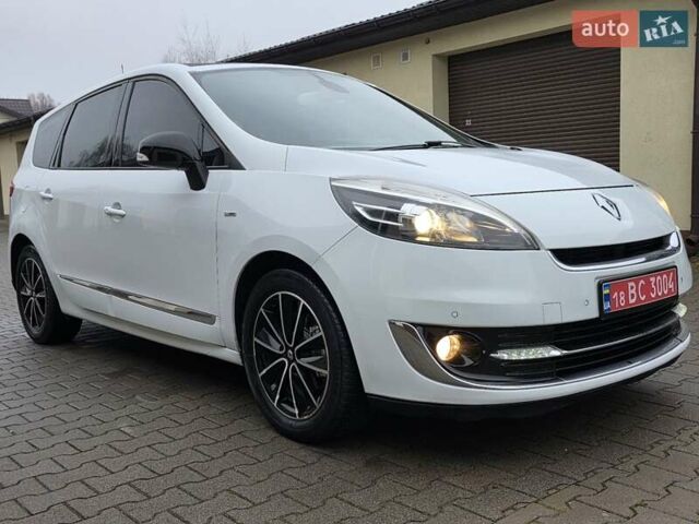 Белый Рено Гранд Сценик, объемом двигателя 1.6 л и пробегом 228 тыс. км за 8777 $, фото 16 на Automoto.ua