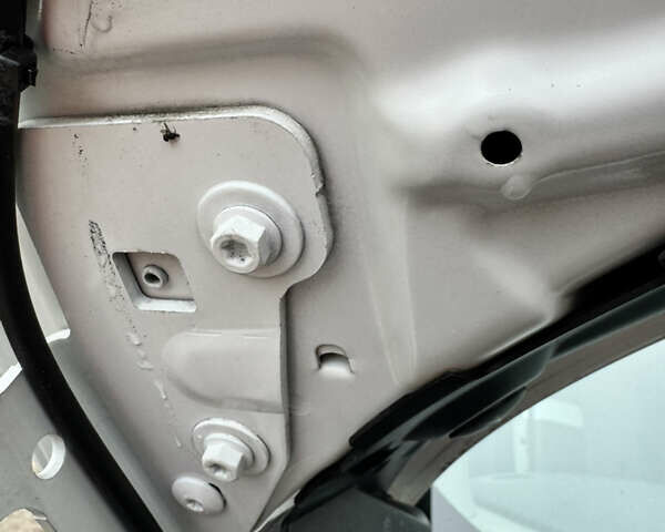 Белый Рено Гранд Сценик, объемом двигателя 1.6 л и пробегом 162 тыс. км за 10500 $, фото 78 на Automoto.ua