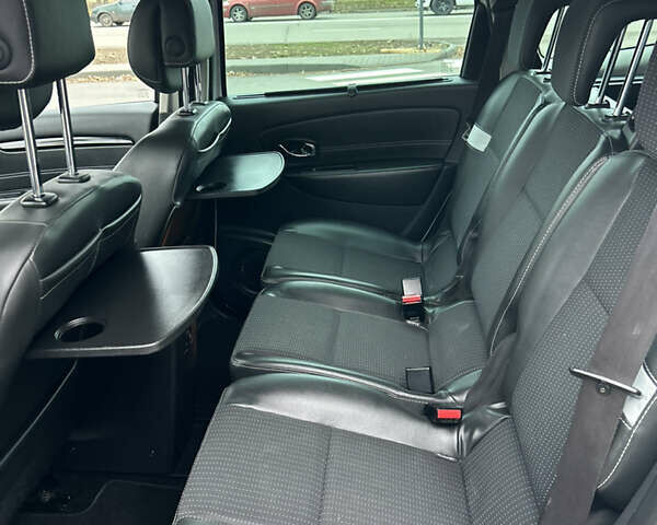 Белый Рено Гранд Сценик, объемом двигателя 1.5 л и пробегом 241 тыс. км за 9500 $, фото 114 на Automoto.ua