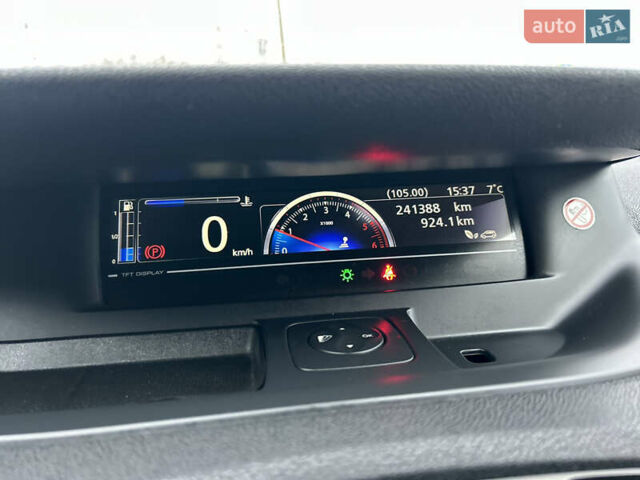 Белый Рено Гранд Сценик, объемом двигателя 1.5 л и пробегом 241 тыс. км за 9500 $, фото 25 на Automoto.ua