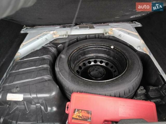 Білий Рено Гранд Сценік, об'ємом двигуна 1.5 л та пробігом 212 тис. км за 9700 $, фото 16 на Automoto.ua