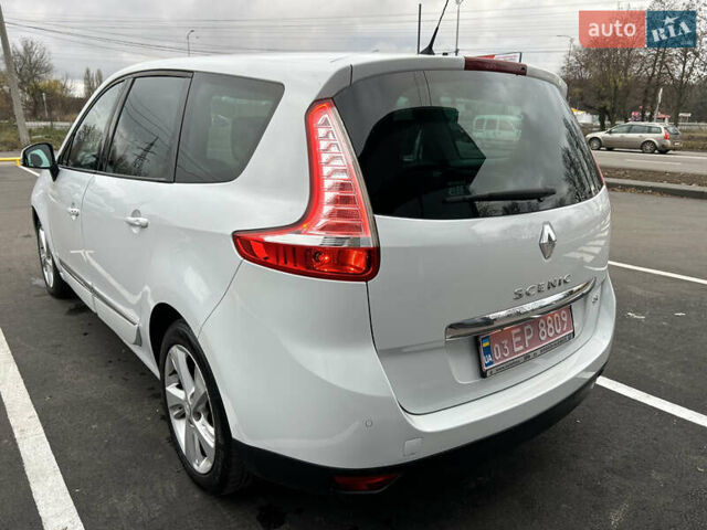 Белый Рено Гранд Сценик, объемом двигателя 1.5 л и пробегом 241 тыс. км за 9500 $, фото 43 на Automoto.ua