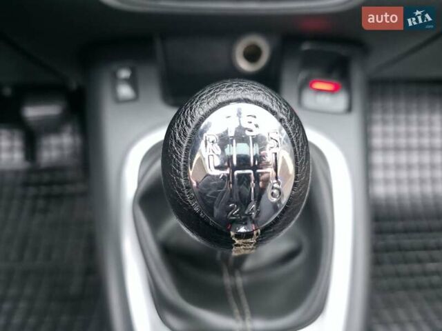 Белый Рено Гранд Сценик, объемом двигателя 1.6 л и пробегом 305 тыс. км за 7999 $, фото 58 на Automoto.ua