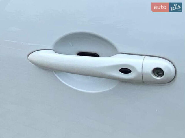 Білий Рено Гранд Сценік, об'ємом двигуна 1.5 л та пробігом 215 тис. км за 8700 $, фото 25 на Automoto.ua