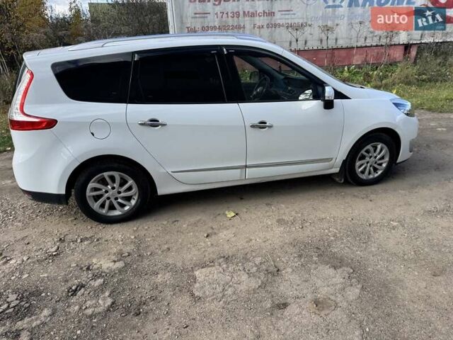 Рено Гранд Сценик 2013 в Калуше на Automoto.ua Белый Рено Гранд Сценик, объемом двигателя 1.5 л и пробегом 273 тыс. км за 7900 $, фото 7 на Automoto.ua