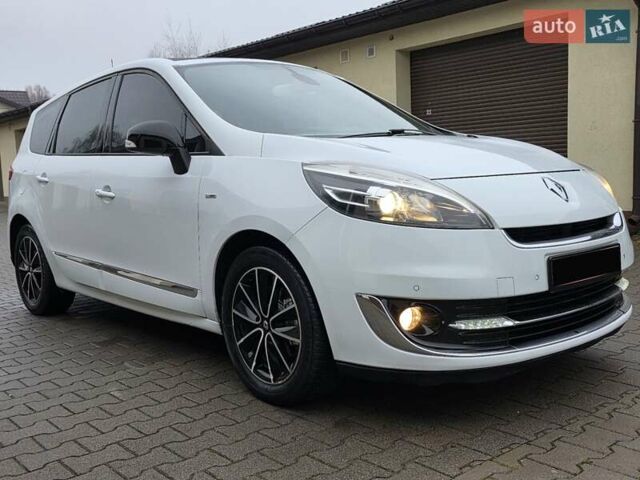 Белый Рено Гранд Сценик, объемом двигателя 1.6 л и пробегом 305 тыс. км за 7999 $, фото 16 на Automoto.ua