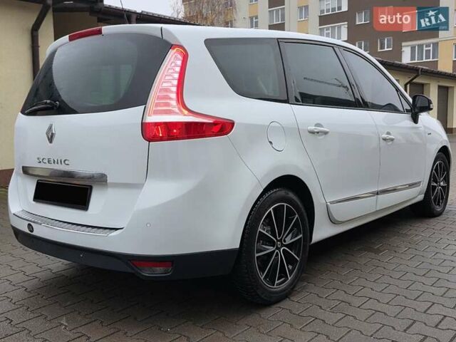 Белый Рено Гранд Сценик, объемом двигателя 1.6 л и пробегом 305 тыс. км за 7999 $, фото 13 на Automoto.ua