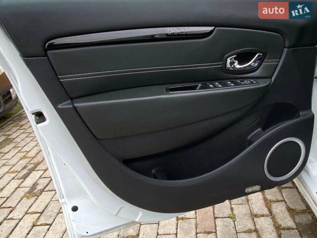 Белый Рено Гранд Сценик, объемом двигателя 1.5 л и пробегом 215 тыс. км за 8700 $, фото 24 на Automoto.ua