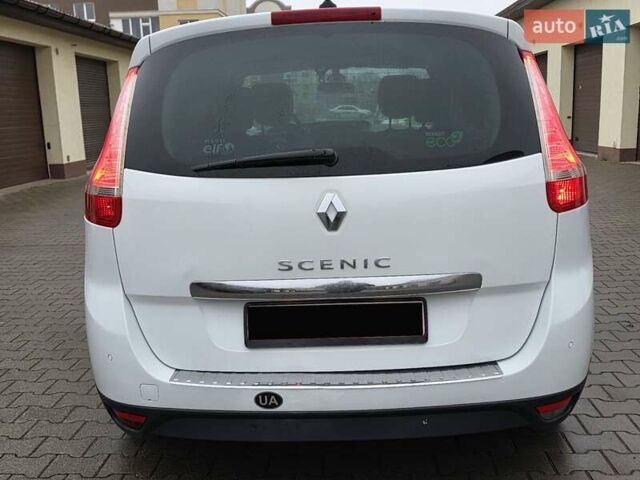 Белый Рено Гранд Сценик, объемом двигателя 1.6 л и пробегом 305 тыс. км за 7999 $, фото 11 на Automoto.ua
