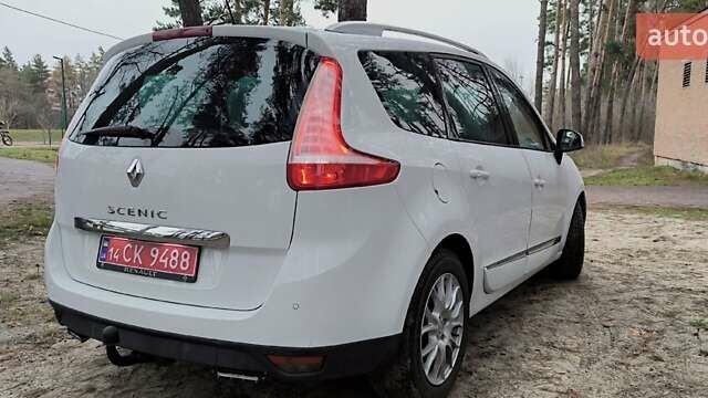 Білий Рено Гранд Сценік, об'ємом двигуна 1.5 л та пробігом 212 тис. км за 9350 $, фото 3 на Automoto.ua