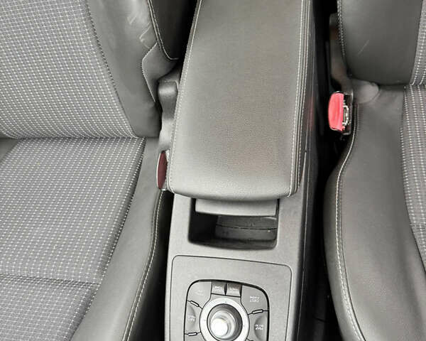 Белый Рено Гранд Сценик, объемом двигателя 1.6 л и пробегом 162 тыс. км за 10500 $, фото 45 на Automoto.ua