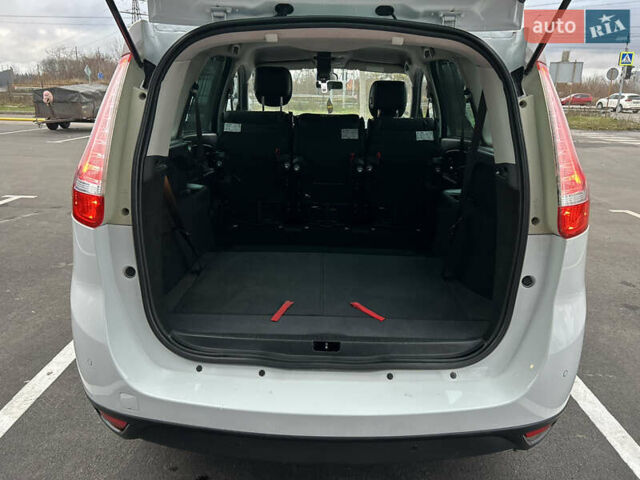 Белый Рено Гранд Сценик, объемом двигателя 1.5 л и пробегом 241 тыс. км за 9500 $, фото 77 на Automoto.ua