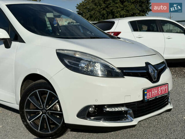Белый Рено Гранд Сценик, объемом двигателя 1.6 л и пробегом 205 тыс. км за 9999 $, фото 8 на Automoto.ua