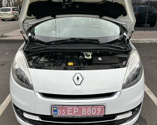 Белый Рено Гранд Сценик, объемом двигателя 1.5 л и пробегом 241 тыс. км за 9500 $, фото 162 на Automoto.ua