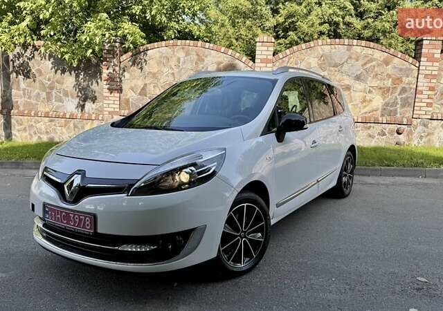 Білий Рено Гранд Сценік, об'ємом двигуна 1.2 л та пробігом 177 тис. км за 6999 $, фото 1 на Automoto.ua
