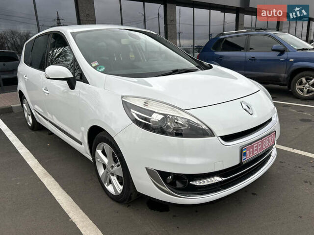 Белый Рено Гранд Сценик, объемом двигателя 1.5 л и пробегом 241 тыс. км за 9500 $, фото 44 на Automoto.ua